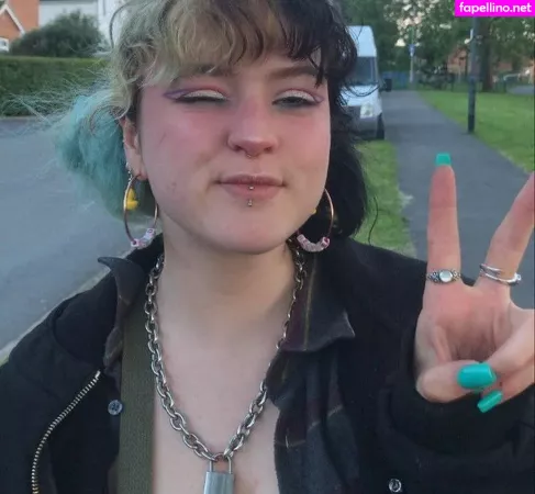 Hahahahelp Me OnlyFans Thumbnail #XrikzrF693