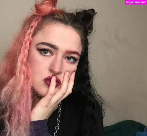 Hahahahelp Me OnlyFans Thumbnail #g8q46XeqZu