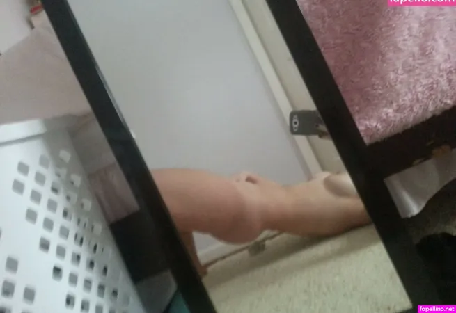 Hahawhyamidoingthis OnlyFans Thumbnail #711Y4VWZYi