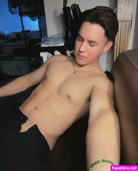 Hahayien Main Profile Photo