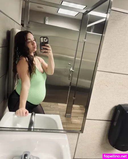 Hailee OnlyFans Thumbnail #S8UjVxkLly