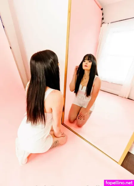 Haileerose21 OnlyFans Thumbnail #p9IZwoUEsO