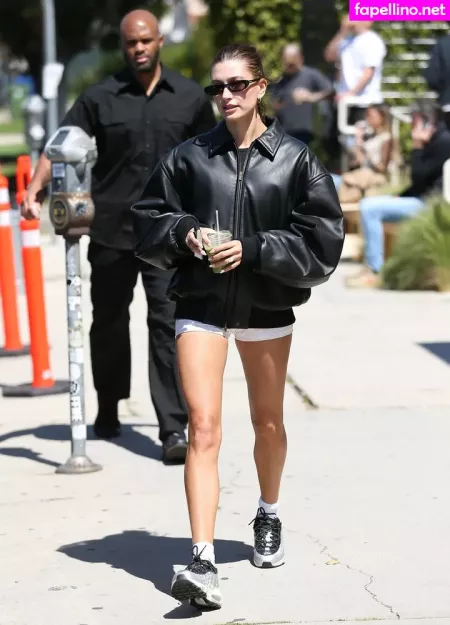 Hailey Baldwin Bieber OnlyFans Thumbnail #11oEJQ21Gv