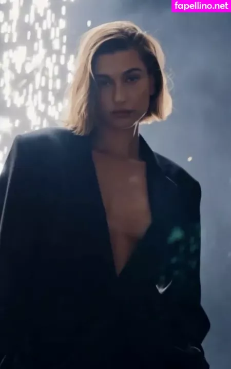 Hailey Baldwin Bieber OnlyFans Thumbnail #6b0UuPyJhT