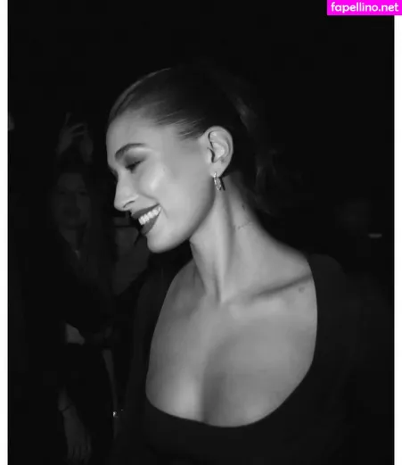 Hailey Baldwin Bieber OnlyFans Thumbnail #AUfvvd28yr