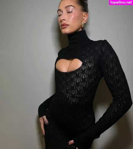 Hailey Baldwin Bieber OnlyFans Thumbnail #B2Bmz2hS81