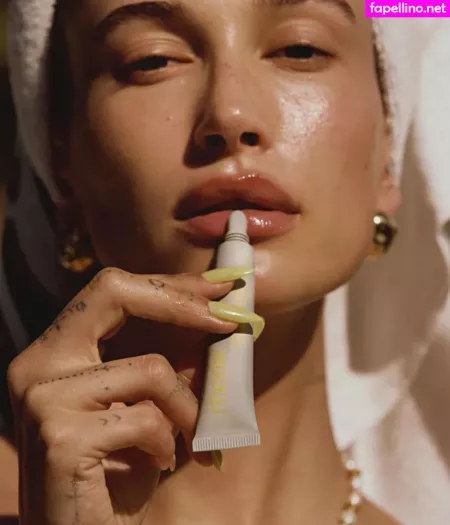 Hailey Baldwin Bieber OnlyFans Thumbnail #IgepaQBs79
