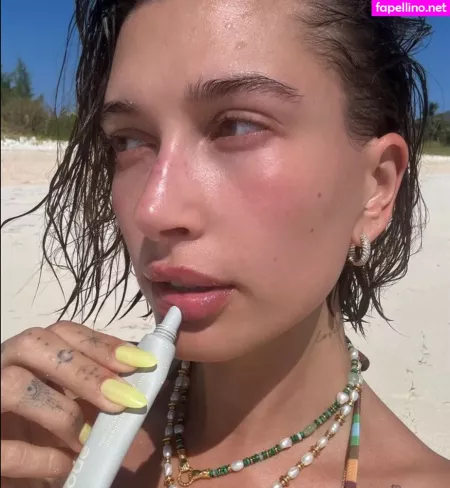 Hailey Baldwin Bieber OnlyFans Thumbnail #Ld5opB7cl4
