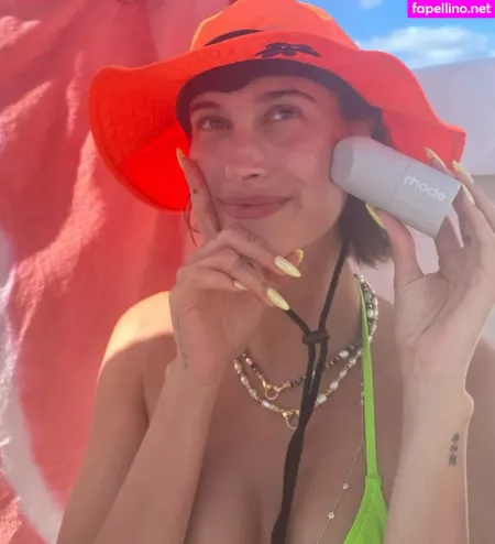 Hailey Baldwin Bieber OnlyFans Thumbnail #LjJurVq081