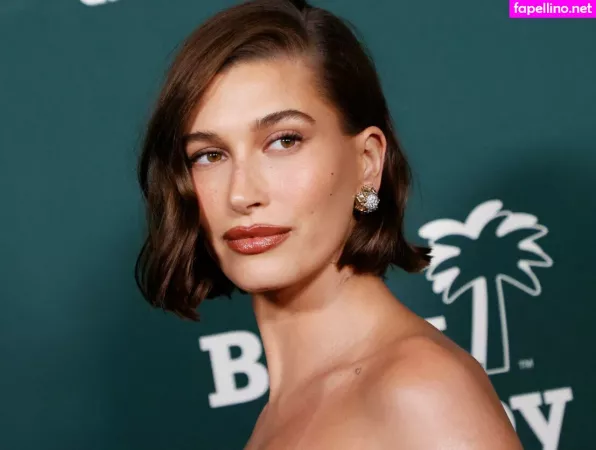 Hailey Baldwin Bieber OnlyFans Thumbnail #Tz6qtCsnHA