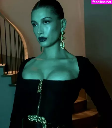 Hailey Baldwin Bieber OnlyFans Thumbnail #VPZIWIhOHx