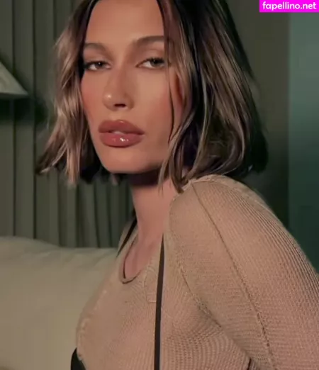 Hailey Baldwin Bieber OnlyFans Thumbnail #ZchI58J4ly