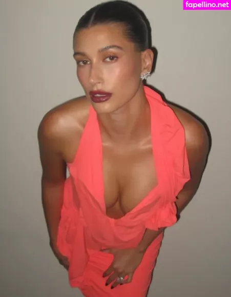 Hailey Baldwin Bieber OnlyFans Thumbnail #agvqxznBVO