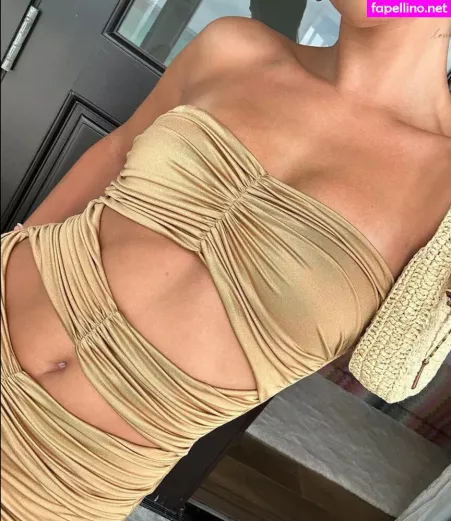 Hailey Baldwin Bieber OnlyFans Thumbnail #d8dLEXK8XV