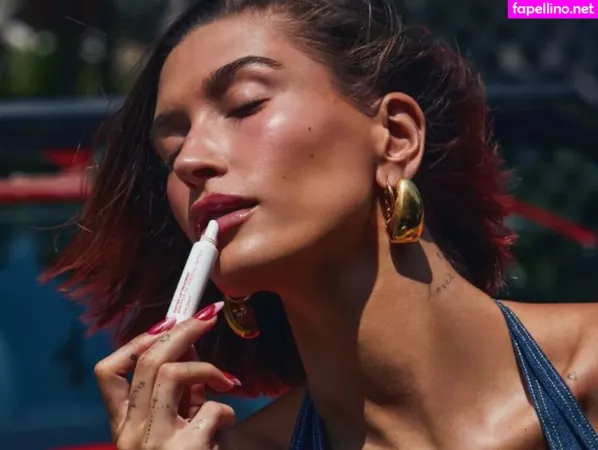 Hailey Baldwin Bieber OnlyFans Thumbnail #v09Mhrupob