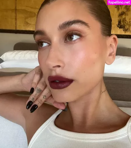 Hailey Baldwin Bieber OnlyFans Thumbnail #xfSDvaGAUj