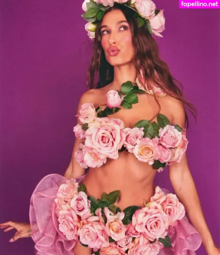 Hailey Baldwin Bieber OnlyFans Thumbnail #yPshRrd6UH