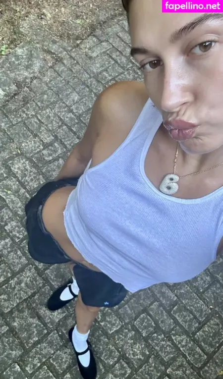 Hailey Baldwin Bieber OnlyFans Thumbnail #zZD7NMyCU9