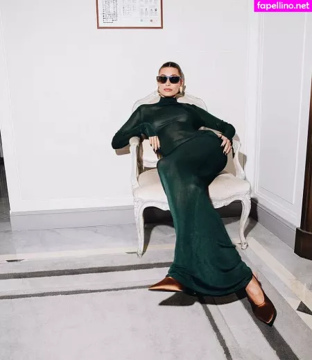Hailey Baldwin Bieber OnlyFans Thumbnail #znt7HewMWC
