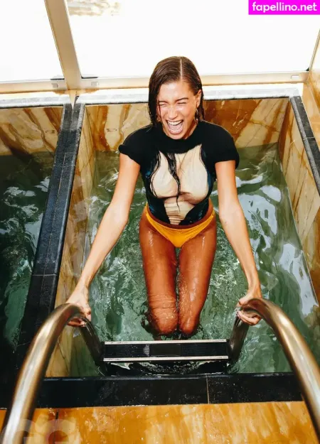 Hailey Baldwin OnlyFans Thumbnail #PgZpTv2eMC