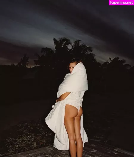 Hailey Bieber OnlyFans Thumbnail #IPBTUkfnkP