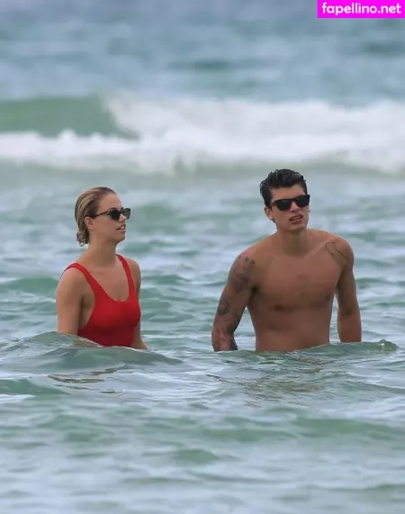 Hailey Clauson OnlyFans Thumbnail #GMDKkAfCH2