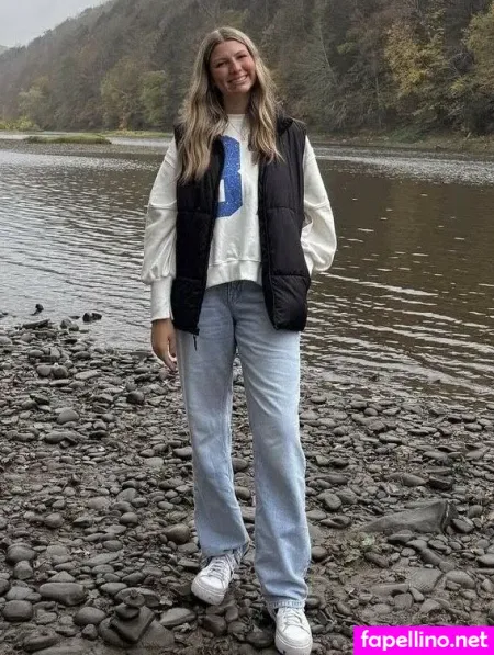 Hailey H Johnson OnlyFans Thumbnail #5SJctONr6o