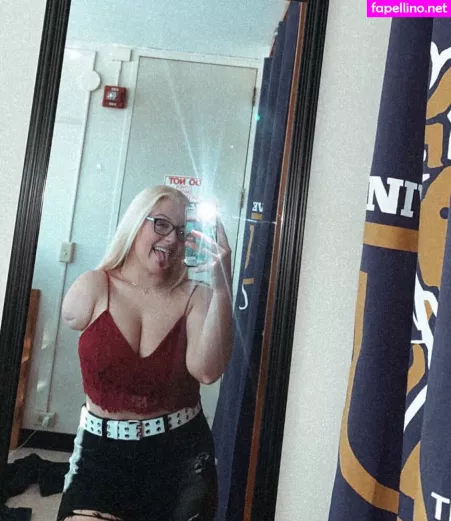 Hailey Higgins OnlyFans Thumbnail #TQAoySukif