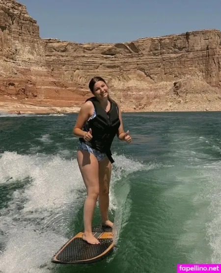 Hailey Johnson OnlyFans Thumbnail #r1iwBTkbnF