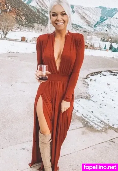 Hailey Rae Ostrom OnlyFans Thumbnail #1tk4TsbmVn