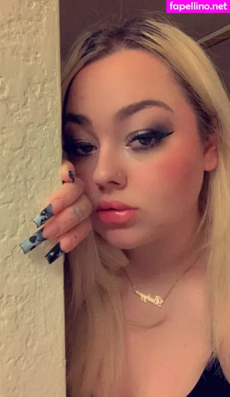 Hailey Rae20 OnlyFans Thumbnail #ipAKog98C3