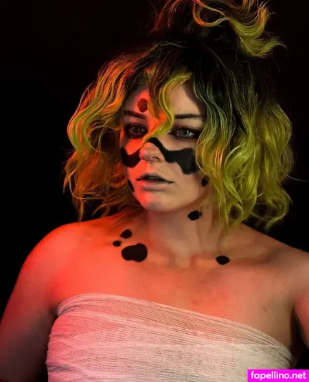 Haileytangerine OnlyFans Thumbnail #AKzM45wXLL