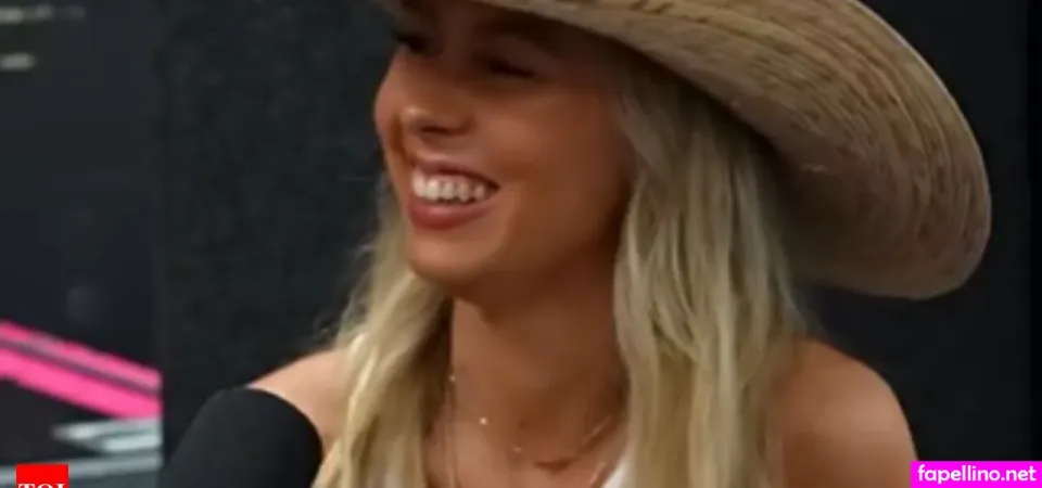 Haileywelch Main Profile Photo