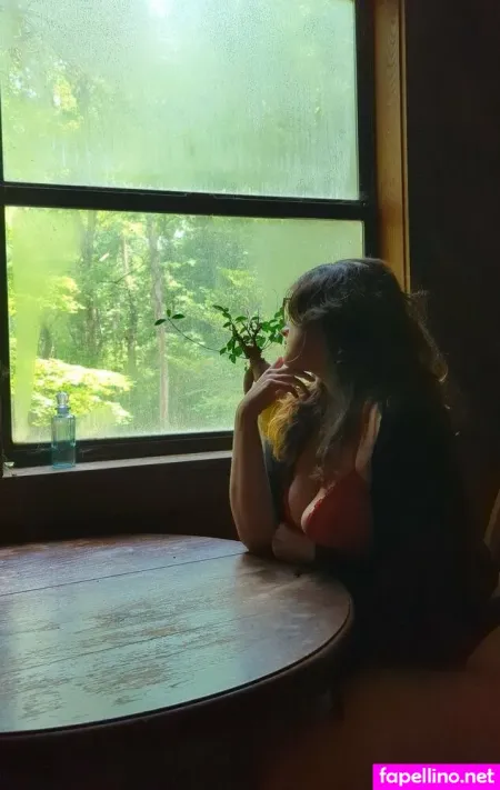 Hails Snails OnlyFans Thumbnail #GskpcjMCD9