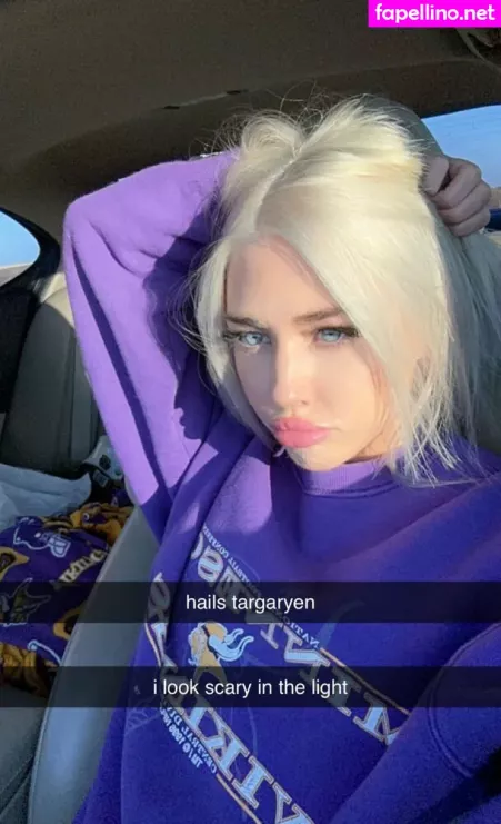 Hailsbee OnlyFans Thumbnail #gNb7ES8Wod