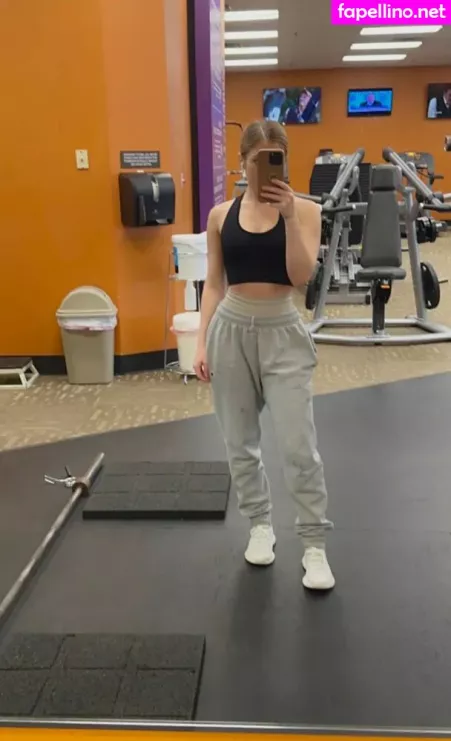 Hailsbee OnlyFans Thumbnail #iBQ5bHNlJn