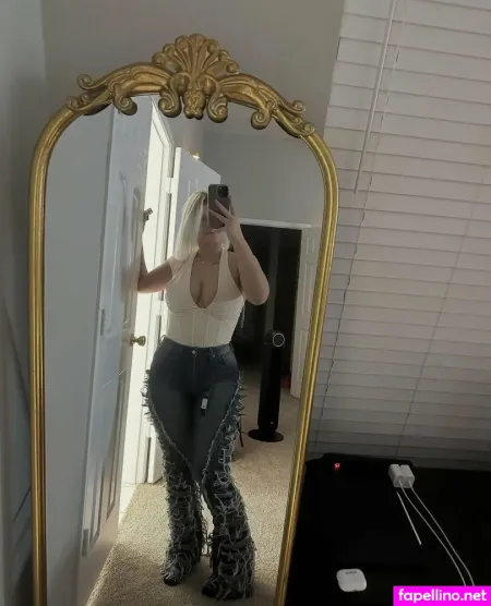 Hailsoverheels OnlyFans Thumbnail #RlthQHragr