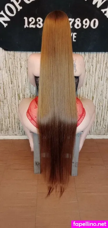 Hairfetishekaterina OnlyFans Thumbnail #0etqh0ms3d