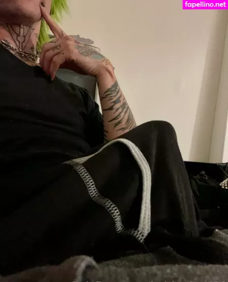 Hairjordan420 OnlyFans Thumbnail #0oYB9xSJKD