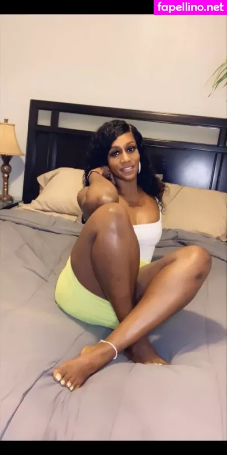 Haitian Babefeet OnlyFans Thumbnail #uUI3Ur5sSw