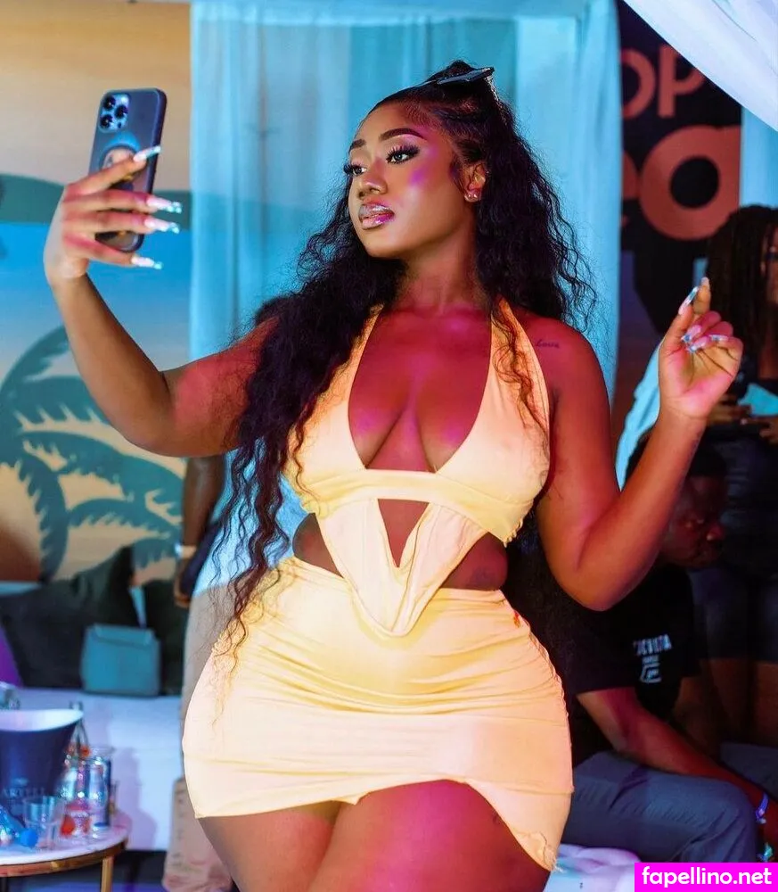Naomi Asiamah, bintu_hajia Nude Leaked OnlyFans Photo #0PsVEQDxmj