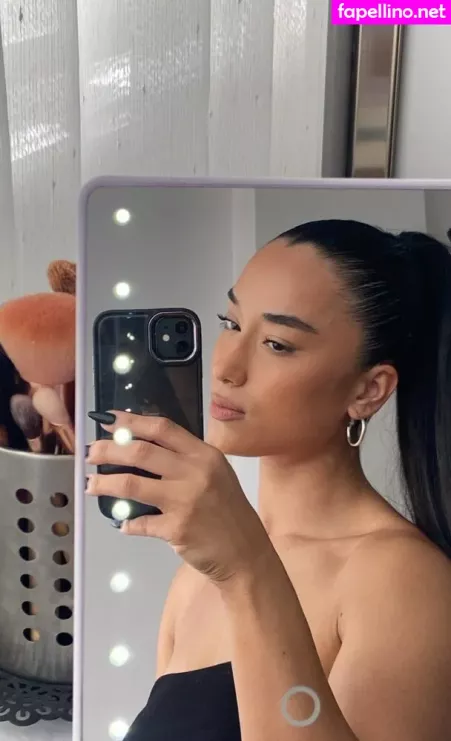 Hale Cabbar OnlyFans Thumbnail #F7XcYocxX1