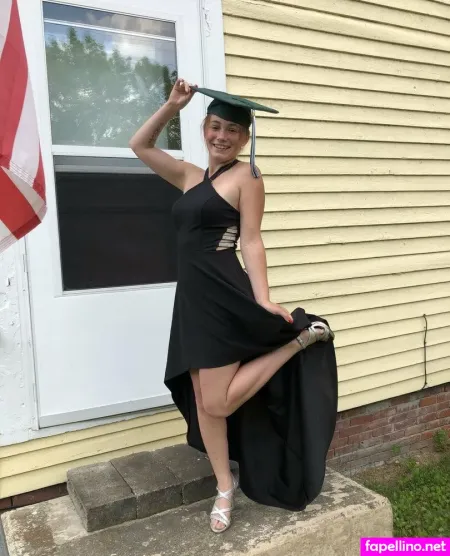 Halestorm OnlyFans Thumbnail #RzpXVUJlZ2