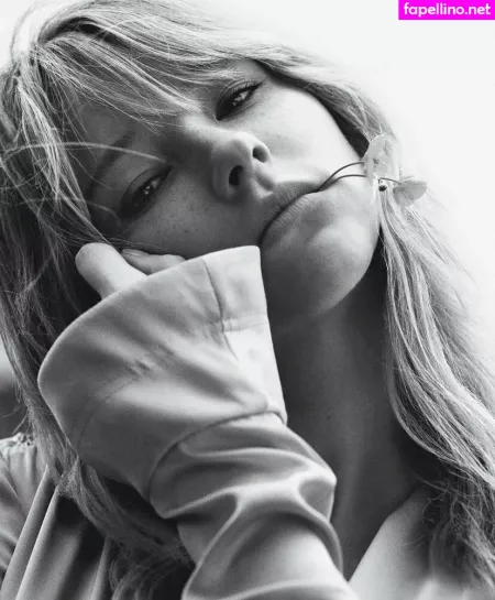 Haley Bennett OnlyFans Thumbnail #X4EcRwj4zw