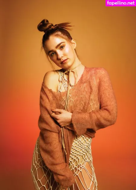 Haley Lu Richardson OnlyFans Thumbnail #wKfKtJxcuZ