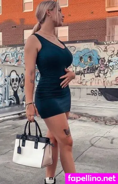 Haleylarsonnn OnlyFans Thumbnail #9FzBsLJHN5