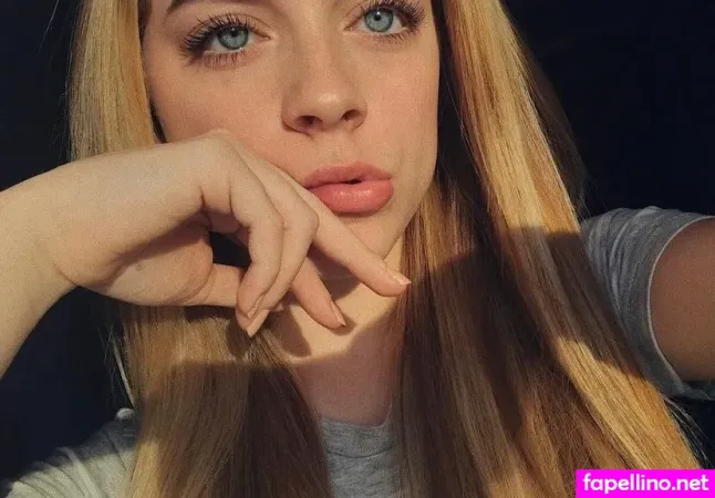 Haleylarsonnn OnlyFans Thumbnail #SEkmuTugAw