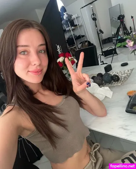 Haleyreedx 1 OnlyFans Thumbnail #GIyNCppWT2