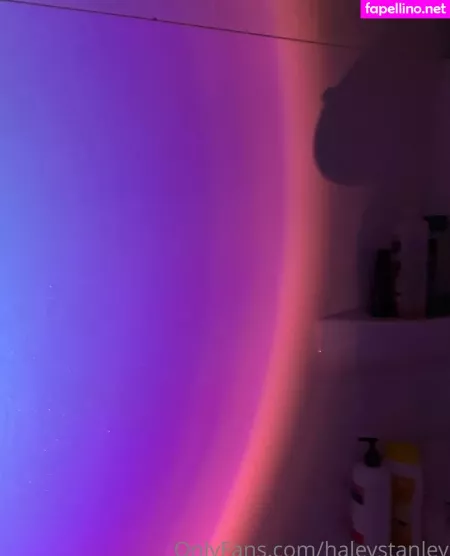 Haleystanleyy OnlyFans Thumbnail #uQ9vaASPkB