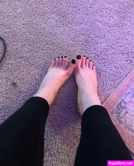 Halfdeaddummy OnlyFans Thumbnail #KGnG8qmk8D